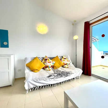 公寓 Nice Mp With Freewifi, Well Connected In Tenerife South 阿德耶