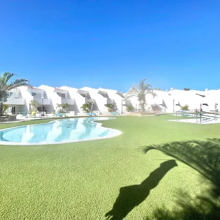Nice Mp With Freewifi, Well Connected In Tenerife South شقة أذيخي