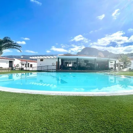 Nice Mp With Freewifi, Well Connected In Tenerife South * أذيخي
