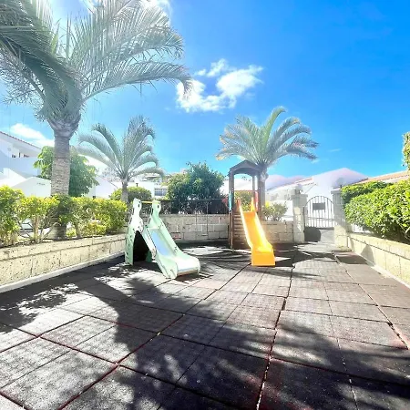 Nice Mp With Freewifi, Well Connected In Tenerife South Appartement